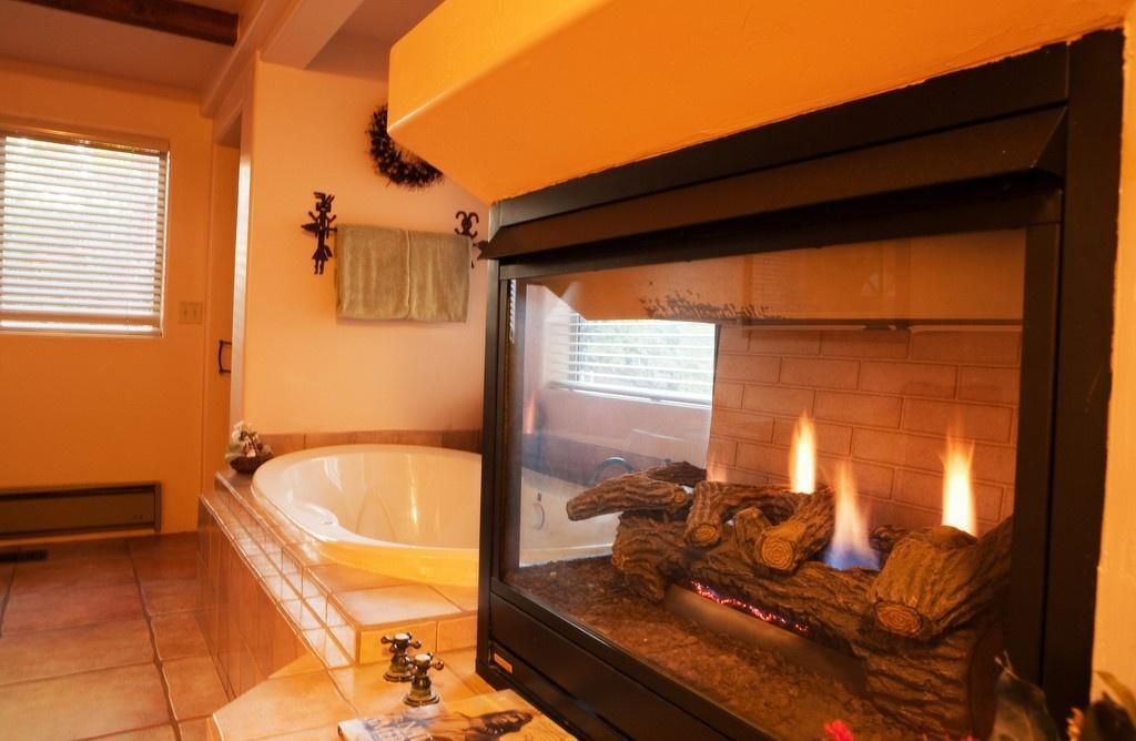 The Inn At Thunder Mountain Sedona Ruang foto